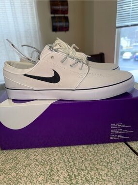 Nike Men’s SB Zoom Janoski OG+ sneakers size 10.5 new!